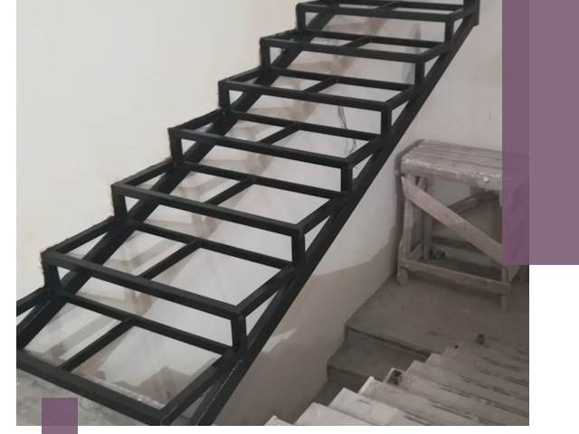 Демонтаж лестниц на металлокаркасе в Тольятти: быстрый вывоз и разбор