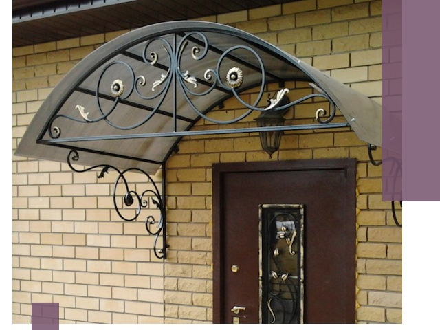 Изготовление козырьков из металла под ключ в Тольятти